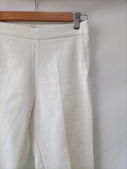 STRADIVARIUS. White skinny trousers, size 36