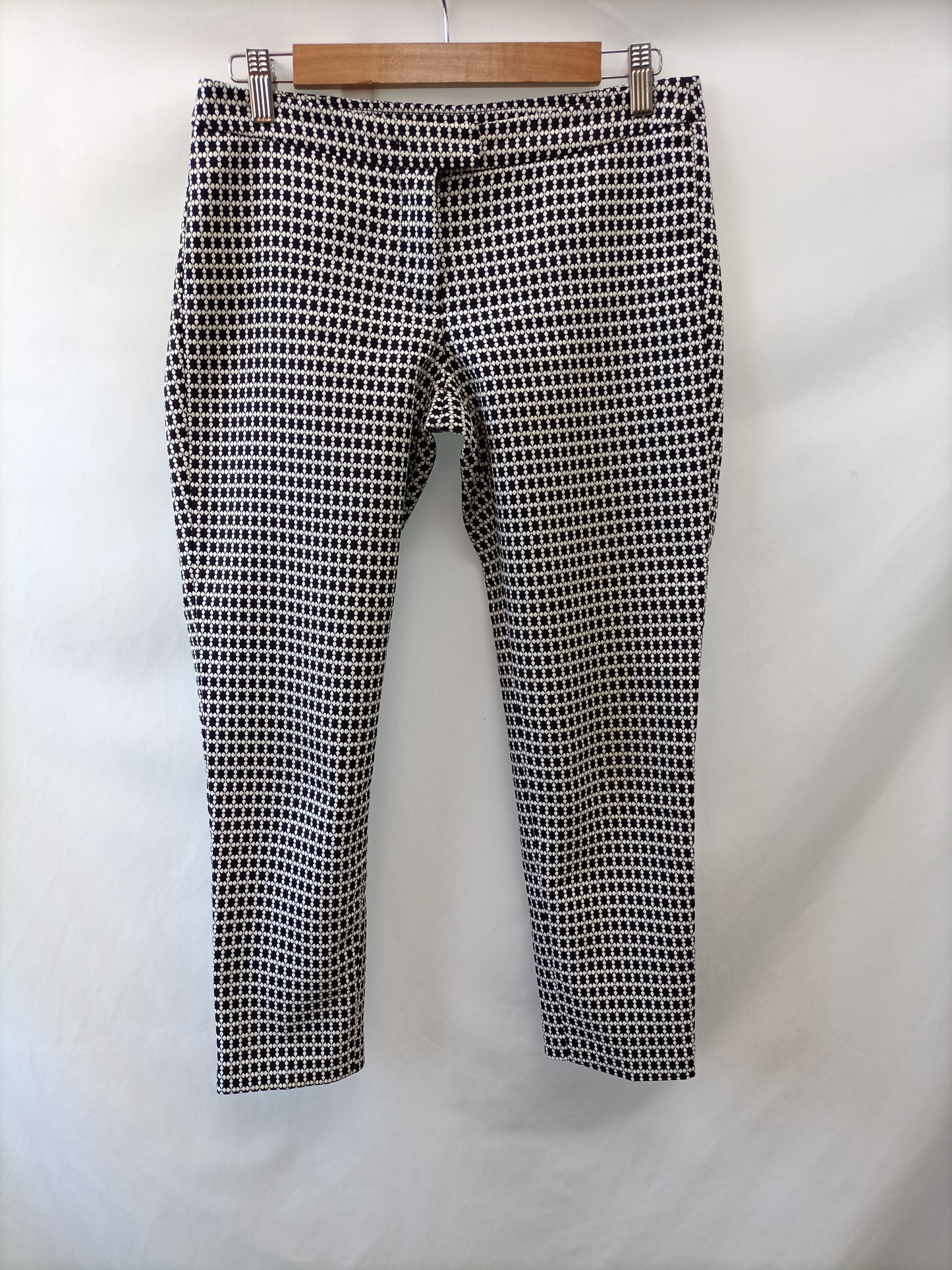 BENETTON. Geometric trousers size 40