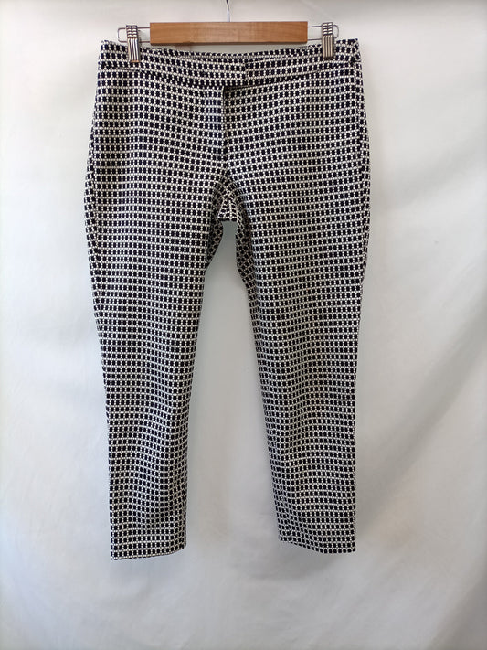 BENETTON. Geometric trousers size 40