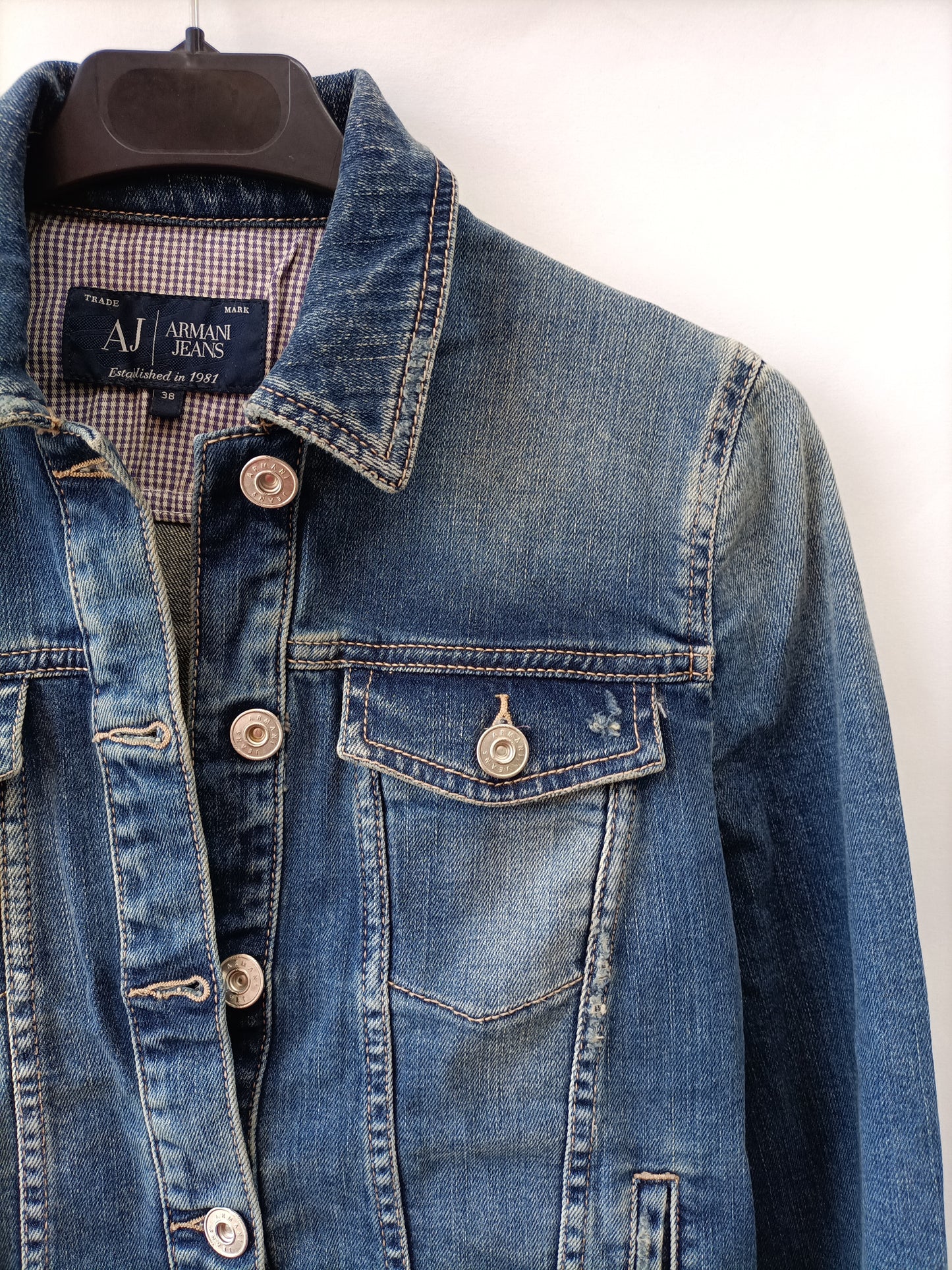 ARMANI JEANS. Cazadora denim T.38