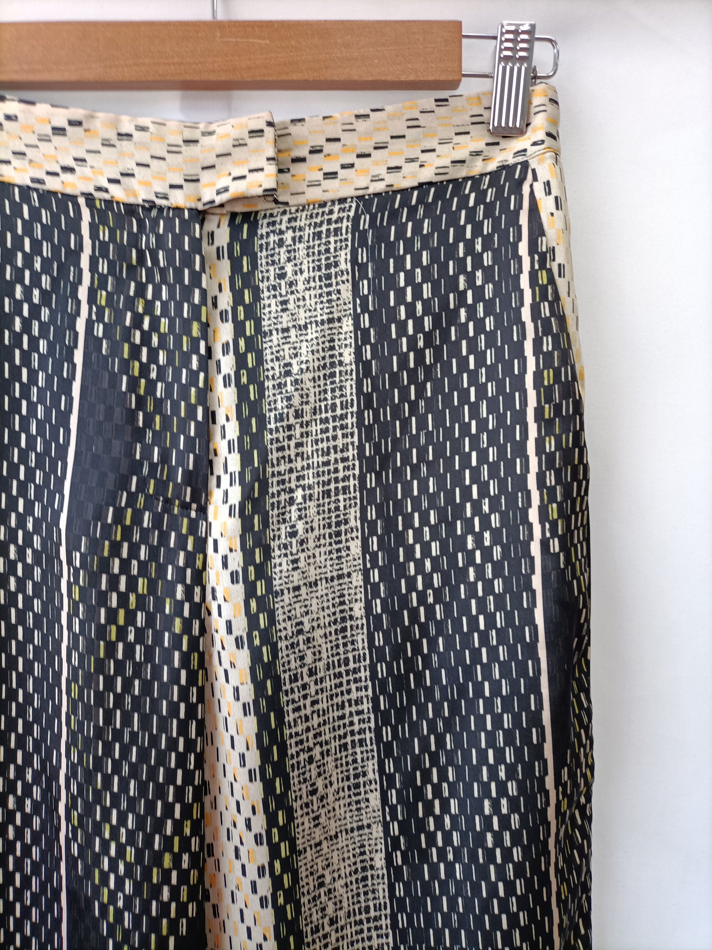 MARCIANO. Pantalón Palazzo estampado T.2(32)