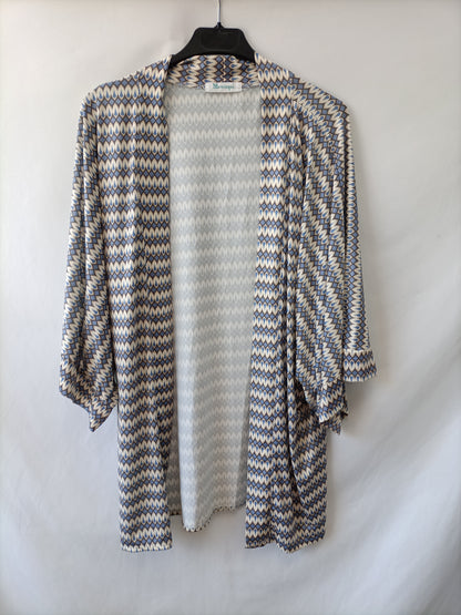 MONISQUI. Flowing morning coat Your(s)