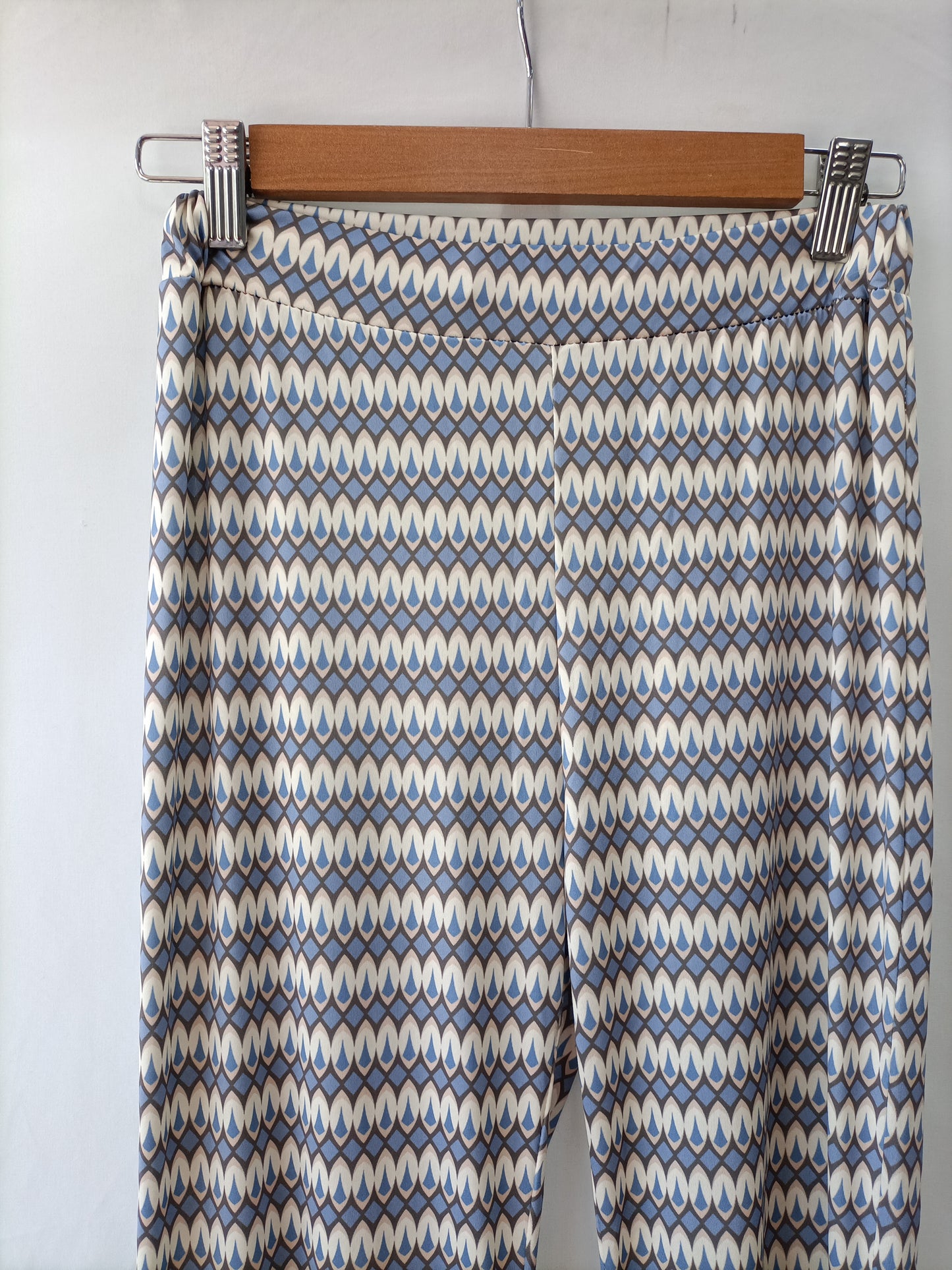 MONISQUI. Pantalón fluido estampado T.u(s)