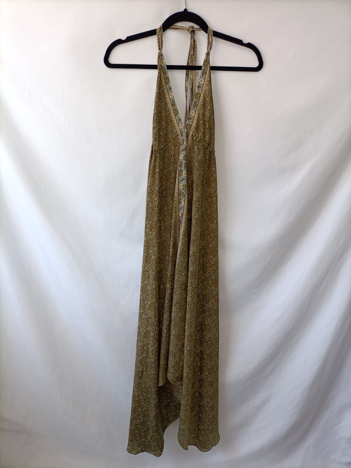 KUMARO ART. Green floral dress Your(s)