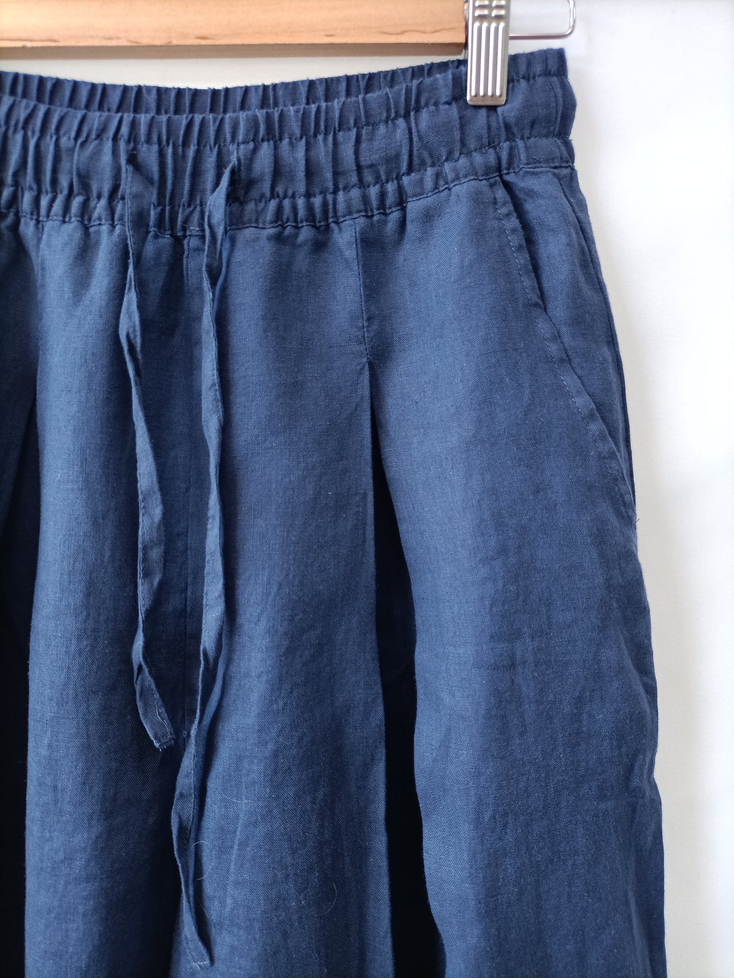 OYSHO.Pantalones Lino azules T.XS