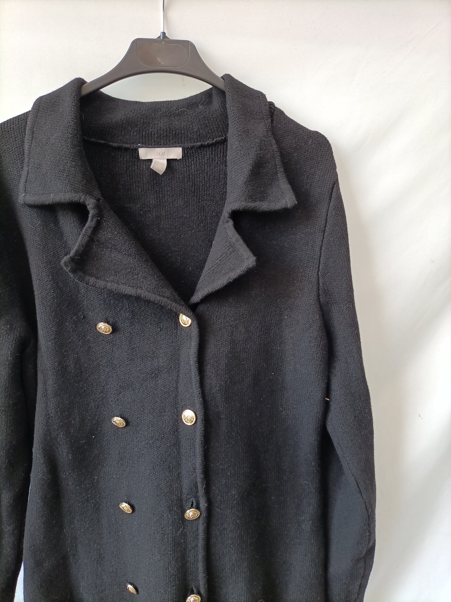 H&amp;M. Black knitted cardigan Tl