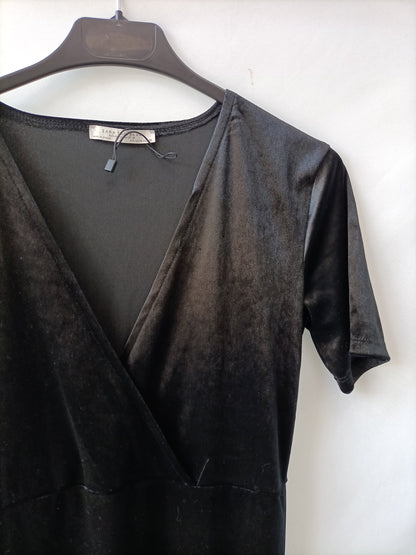 MarketZARA. Vestido midi negro T.s