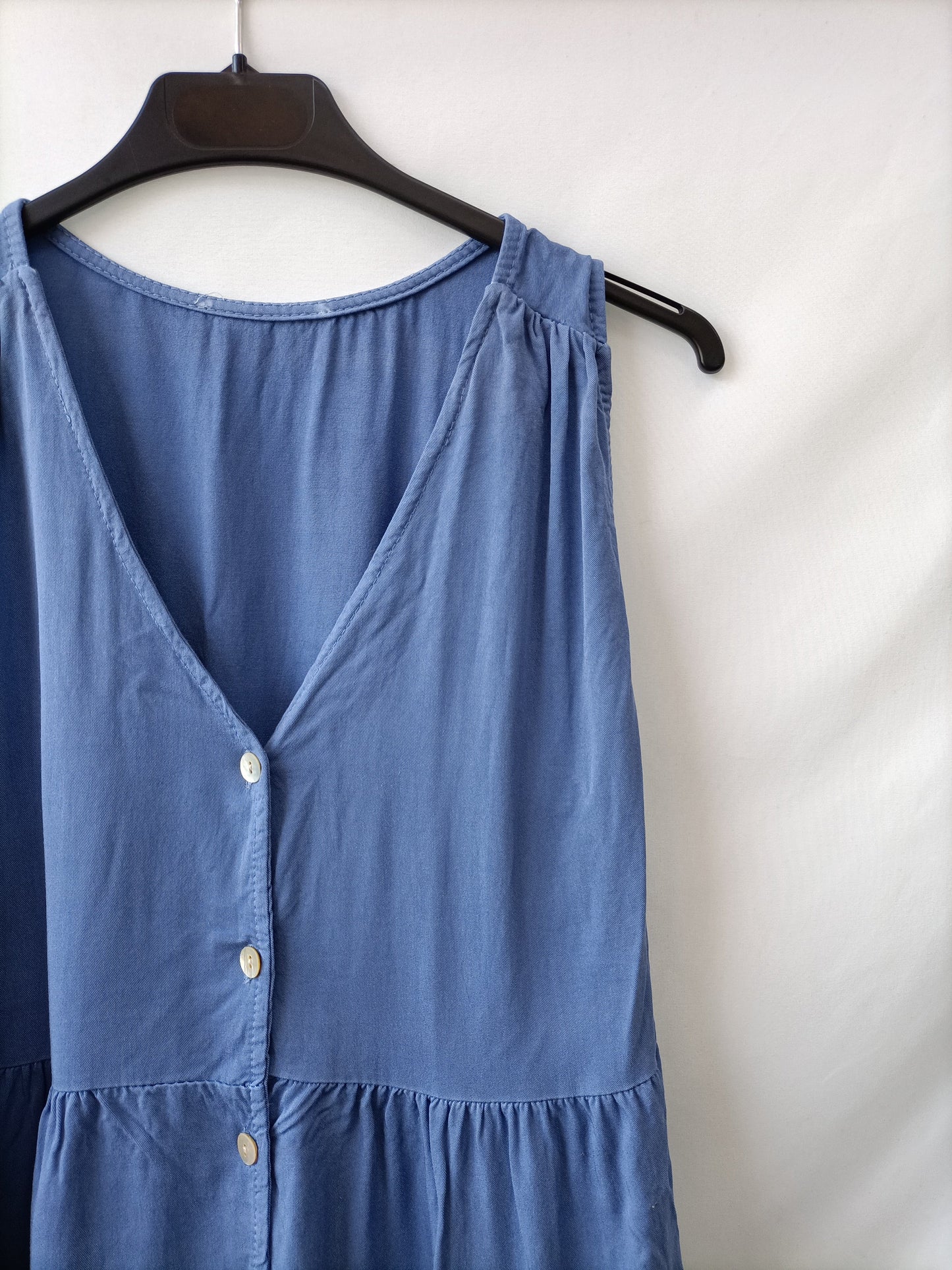 OTRAS. Vestido azul Abotonado Tu(s)