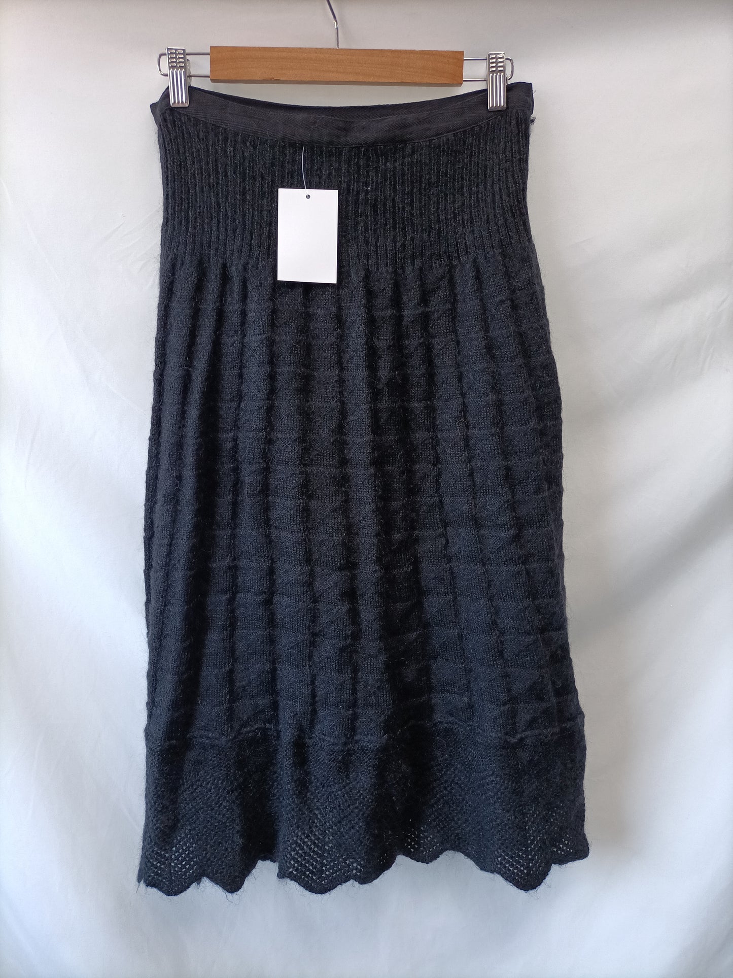 INTROPIA.Black wool skirt Tm