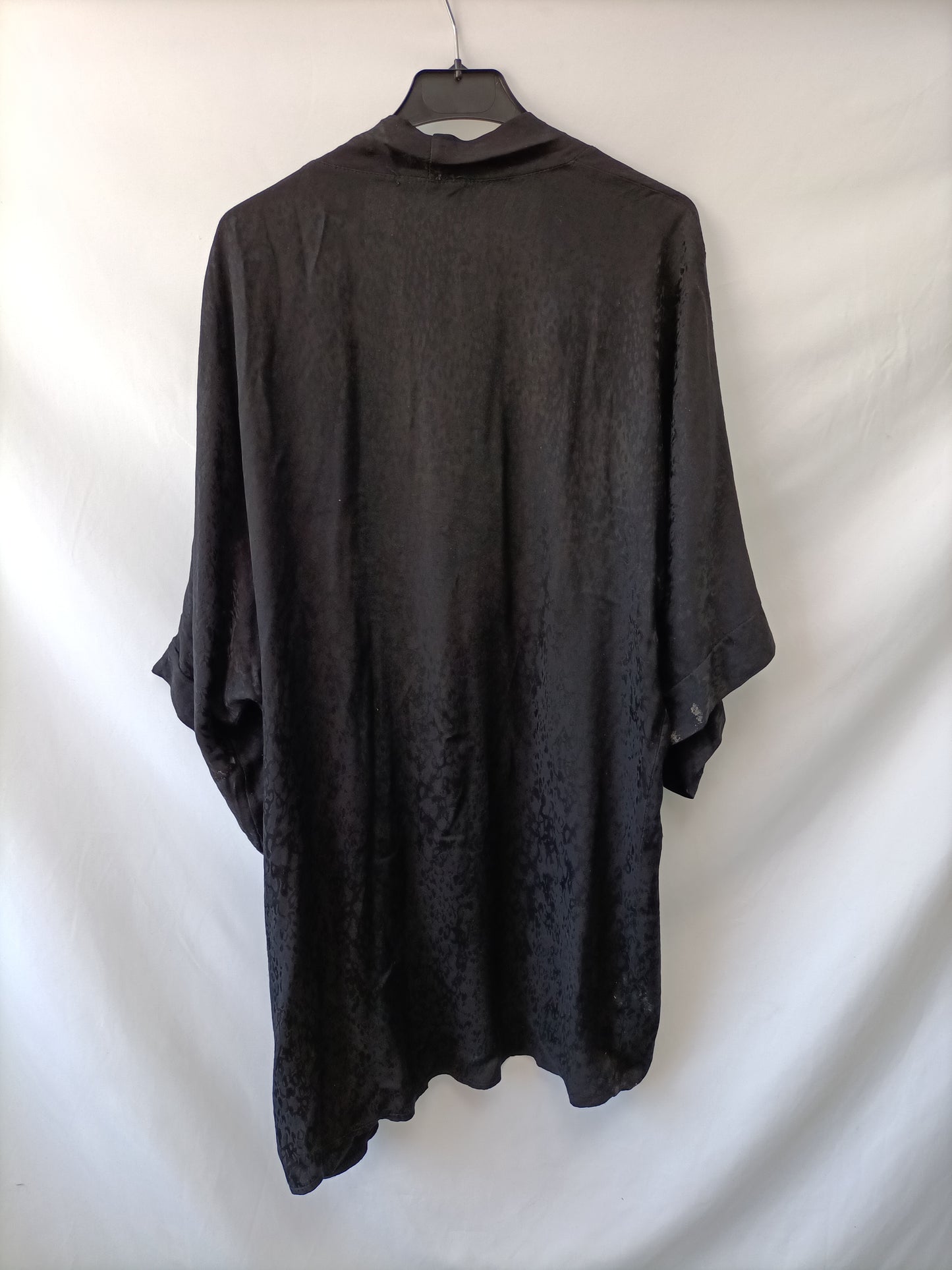 MULAYA.Kimono negro estampado satinado TU(s/m)
