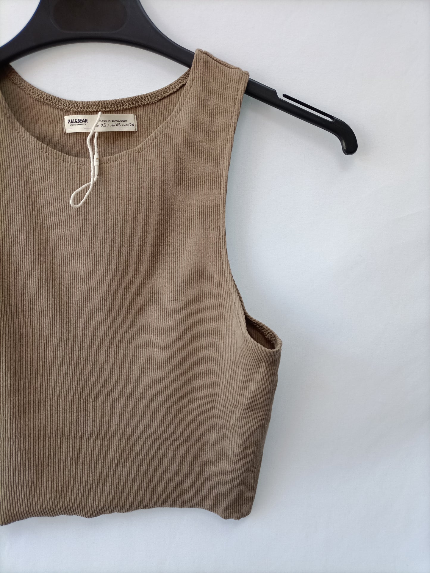 PULL & BEAR.Camiseta punto beiges T.S