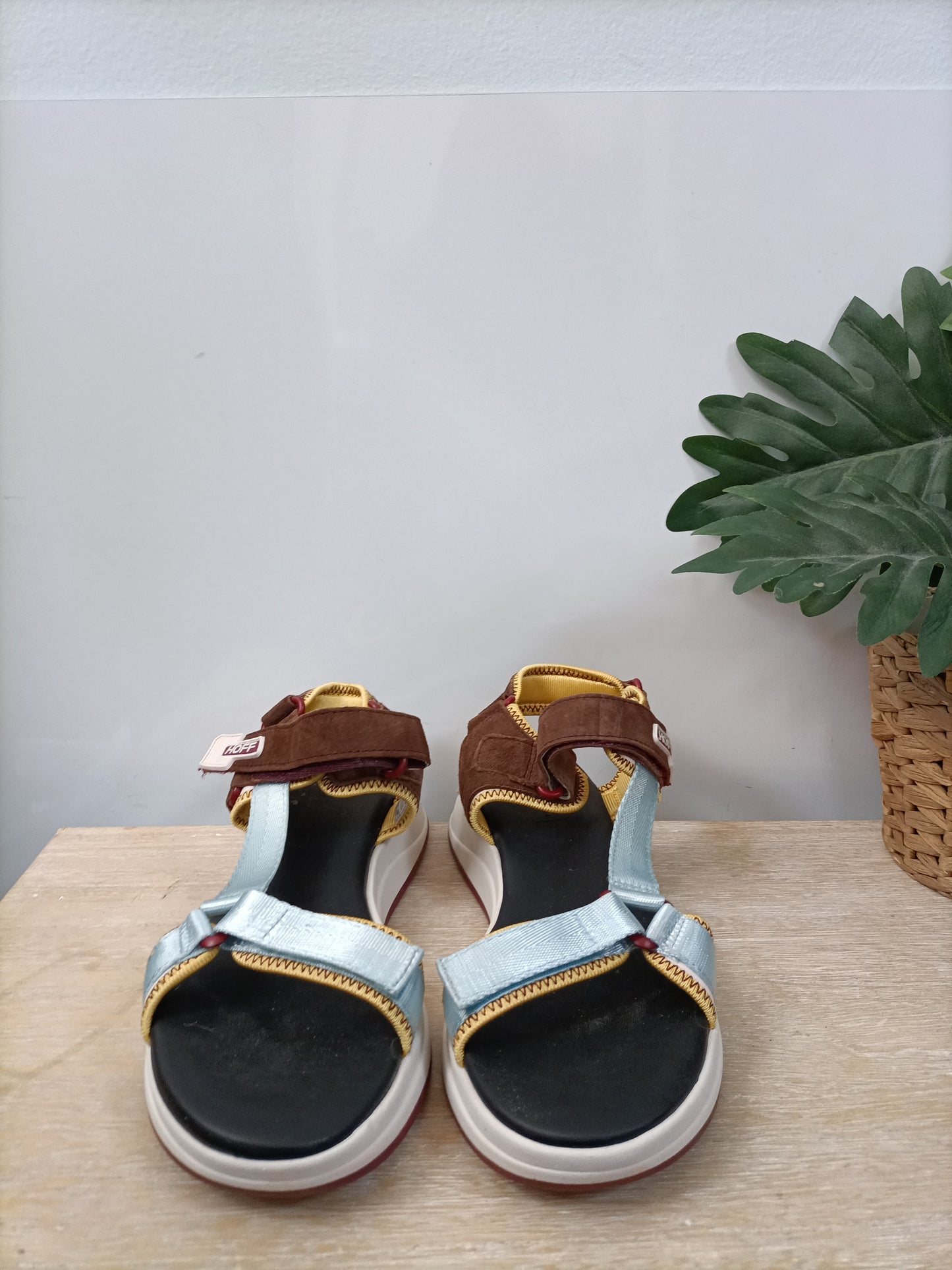 HOFF. Sandalias deportiva T.39