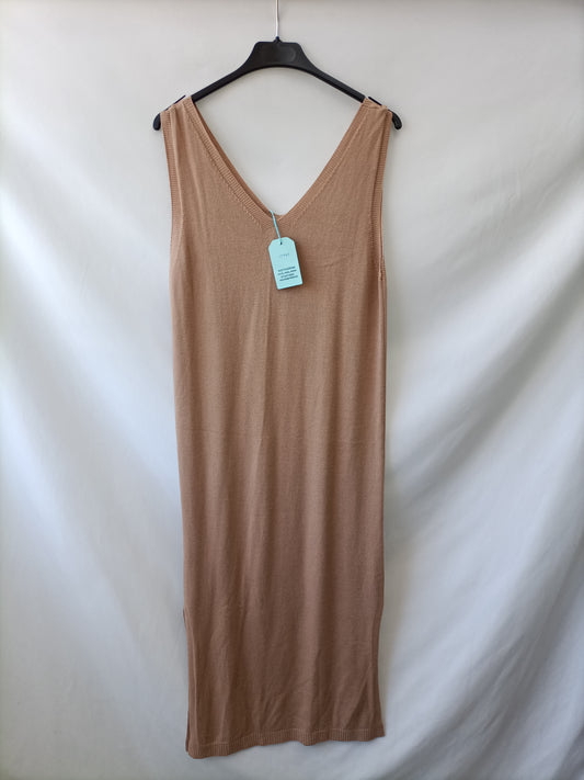 OTRAS.Vestido largo punto beige T.M/L