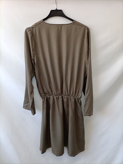 WHITE&amp;ONE. Short hunting green dress Tl