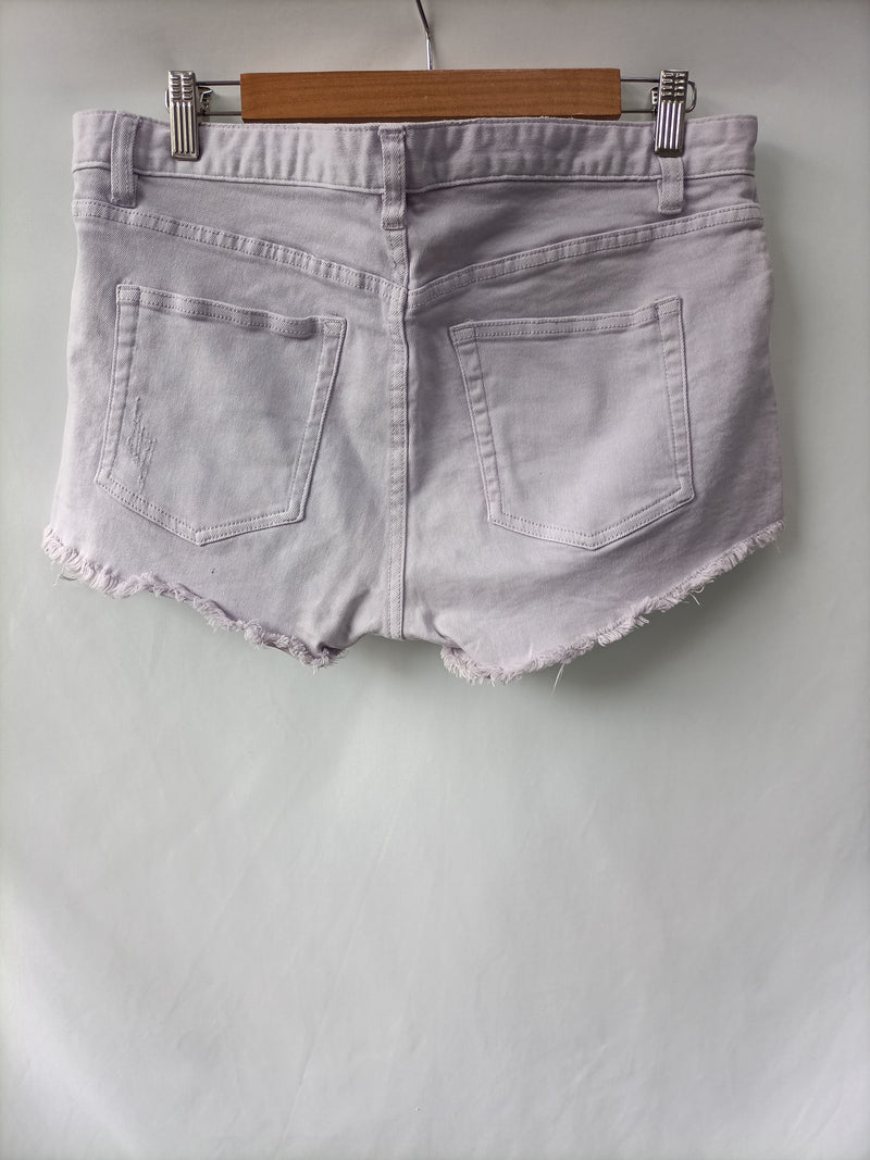 H&M. Shorts lila denim T.42