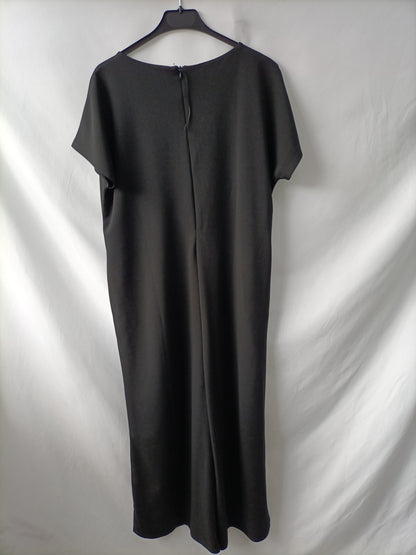 A&amp;B. Black Fluid Jumpsuit S.xl