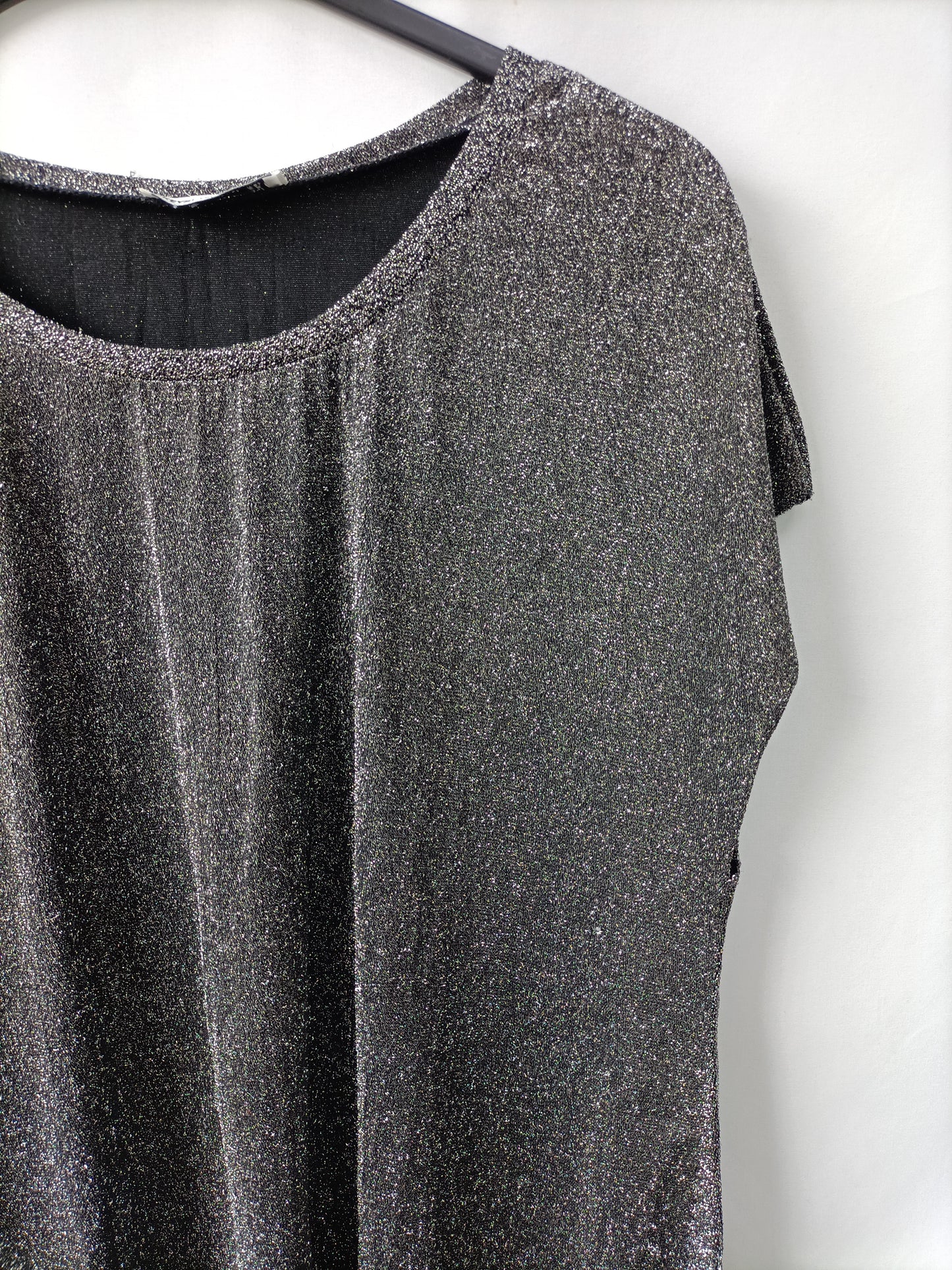 OKEYSI. Camiseta púrpurina T.m