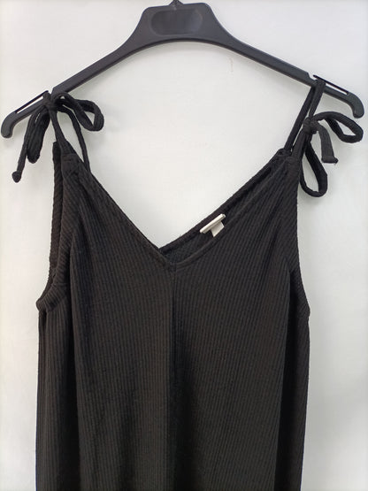 H&M.Vestido largo negro T.xs