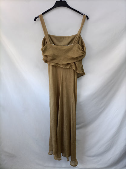 ANA GALDÓN. Long mesh dress + pashmina size 44