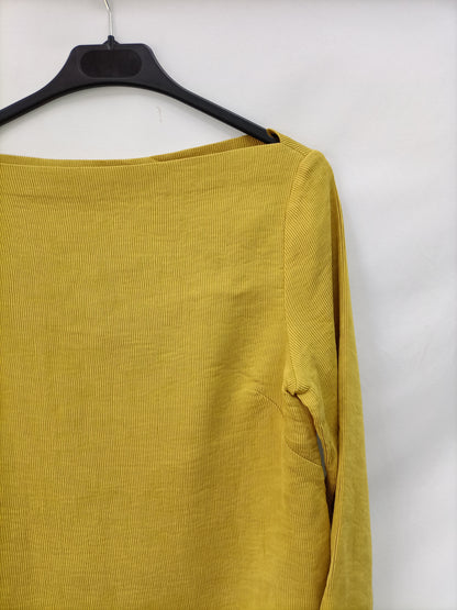 JOTA+GE. Lime Green Ribbed Ts Blouse