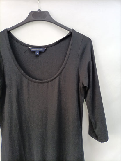 FRENCH CONNECTION. Black pleated Ts dress