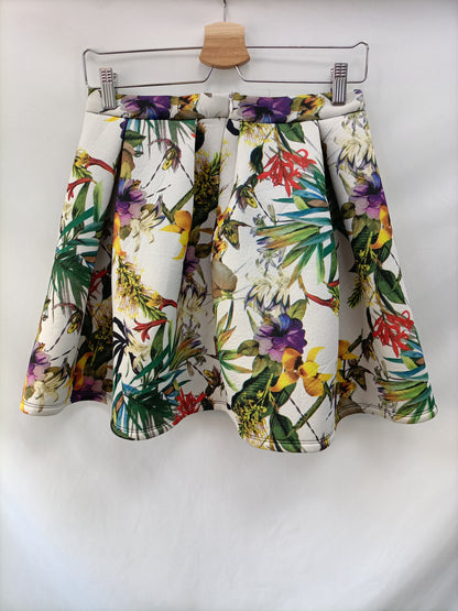 CHOISE. Falda corta flores neopreno T.m