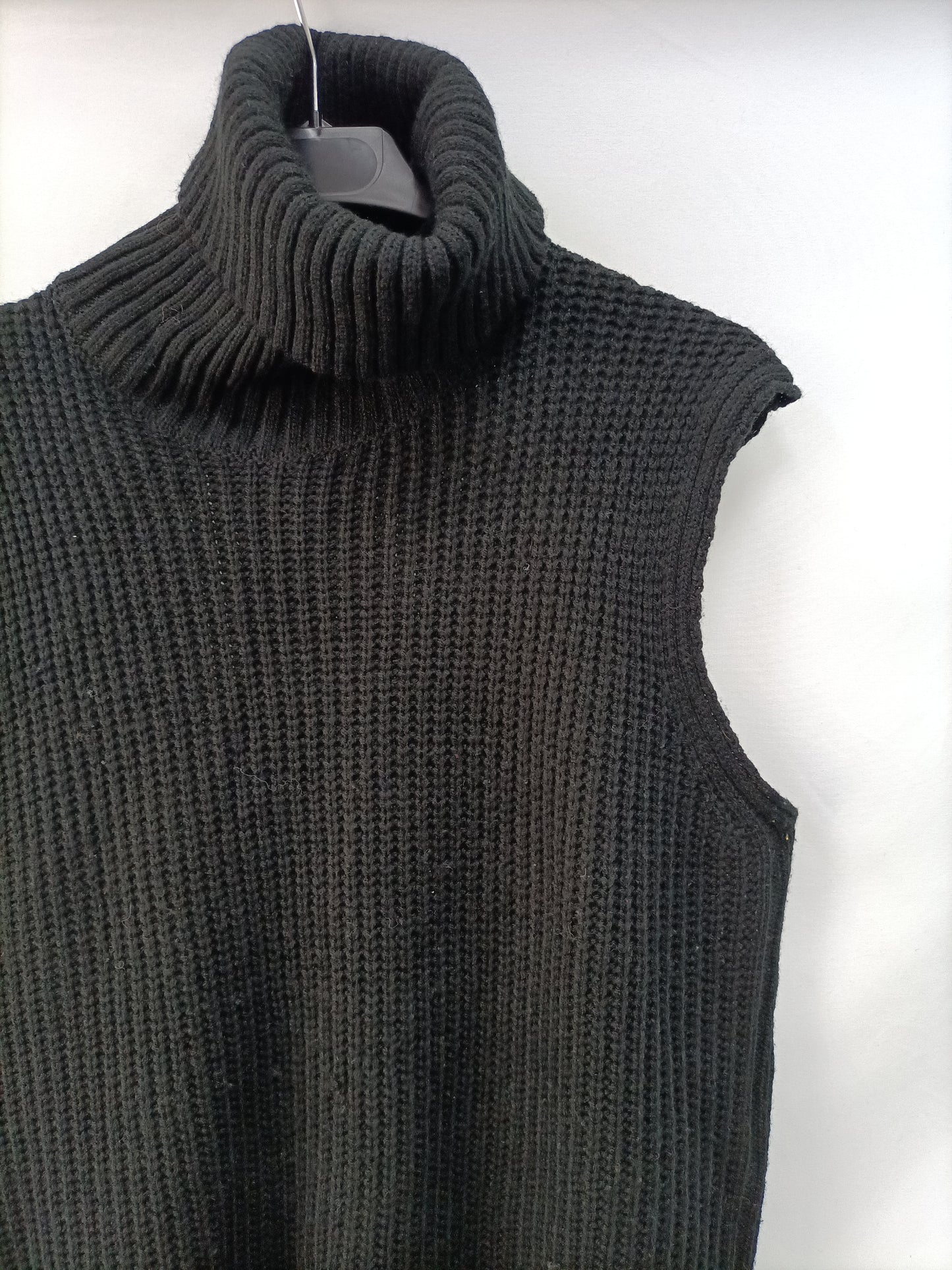 CUCURUBA. Jersey sin mangas negro T. s/m