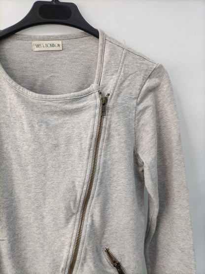 MUS&amp;BOMBON. Grey zip-up crossover jacket Ts