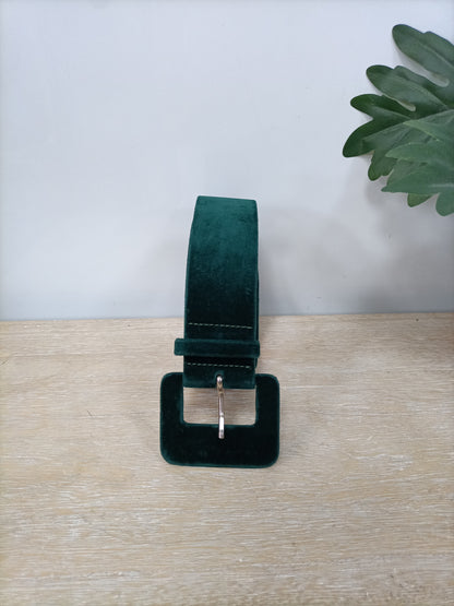 UTERQÜE. Cinturón verde terciopelo T.80