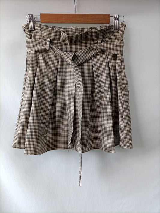 BERSHKA. Falda cuadros marrones T.m