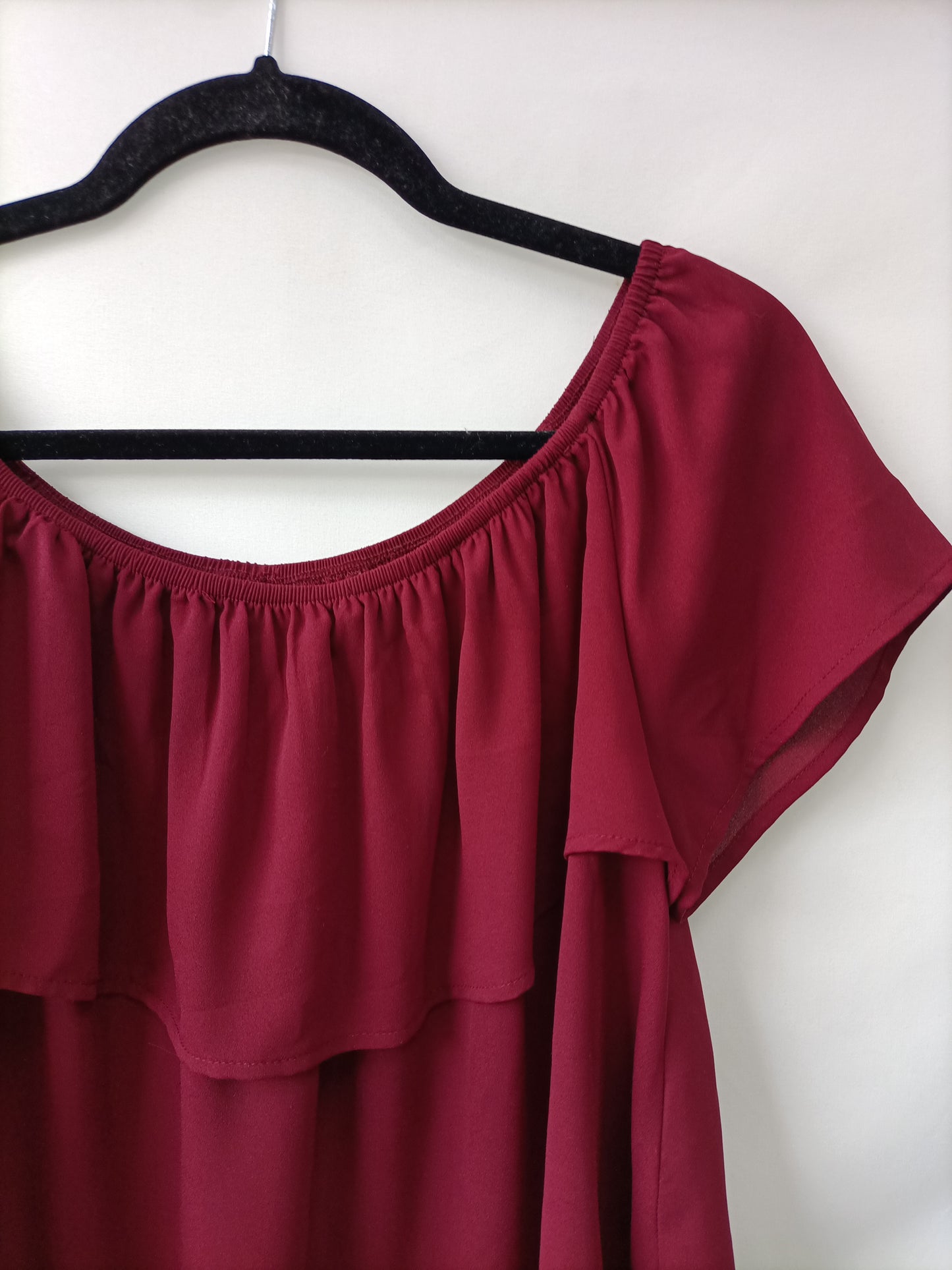 STRADIVARIUS. Top burdeos Fluido T.m