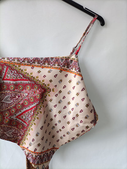 SHEIN. Top pañuelo lazada T.l