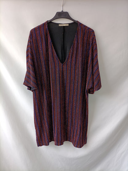 PULL&BEAR. Vestido negro rayas T.m