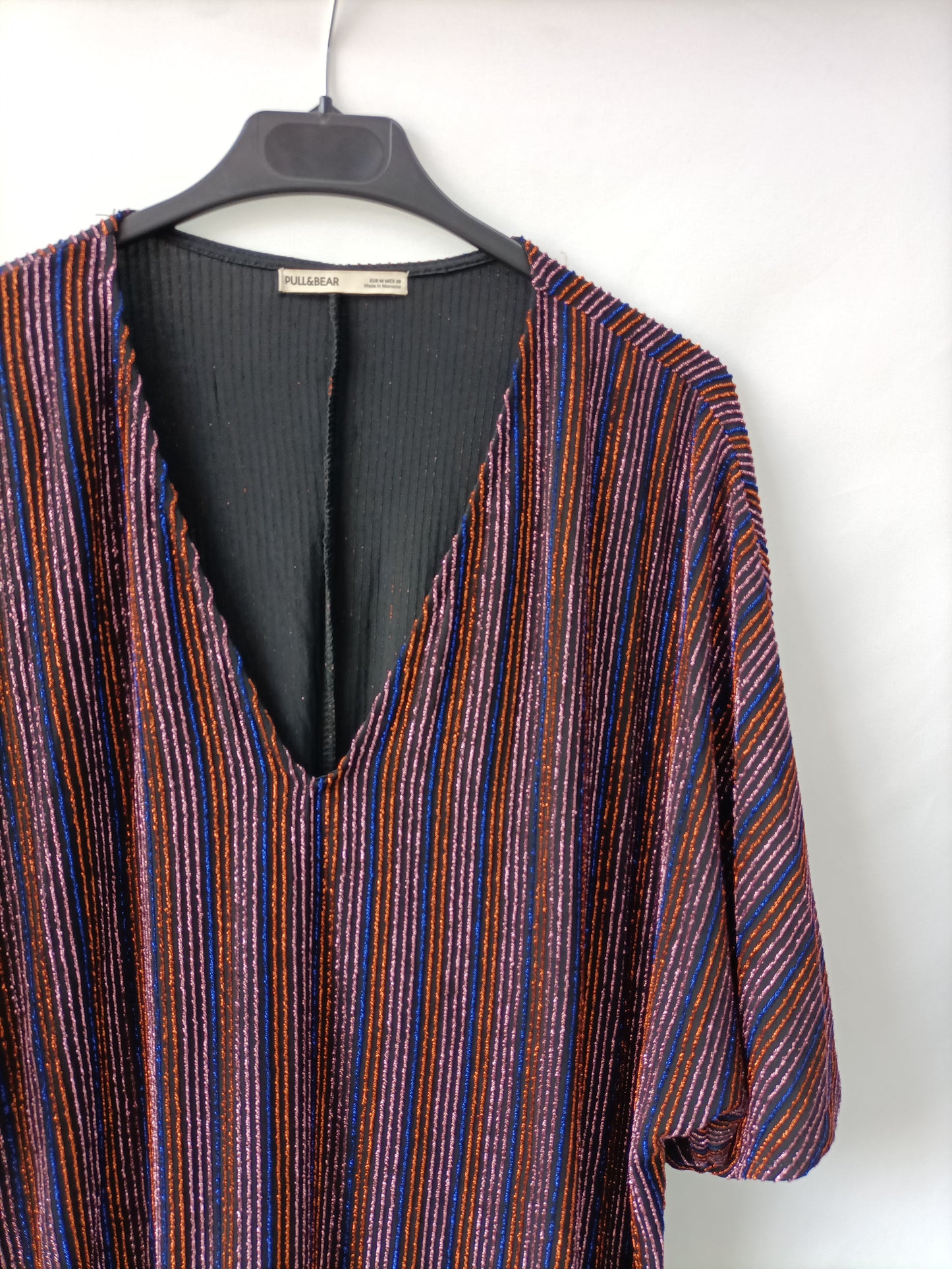 PULL&BEAR. Vestido negro rayas T.m