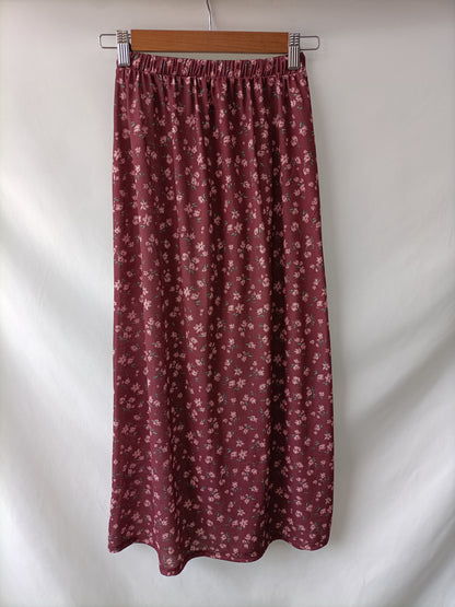 PULL&BEAR. Falda midi flores T.s