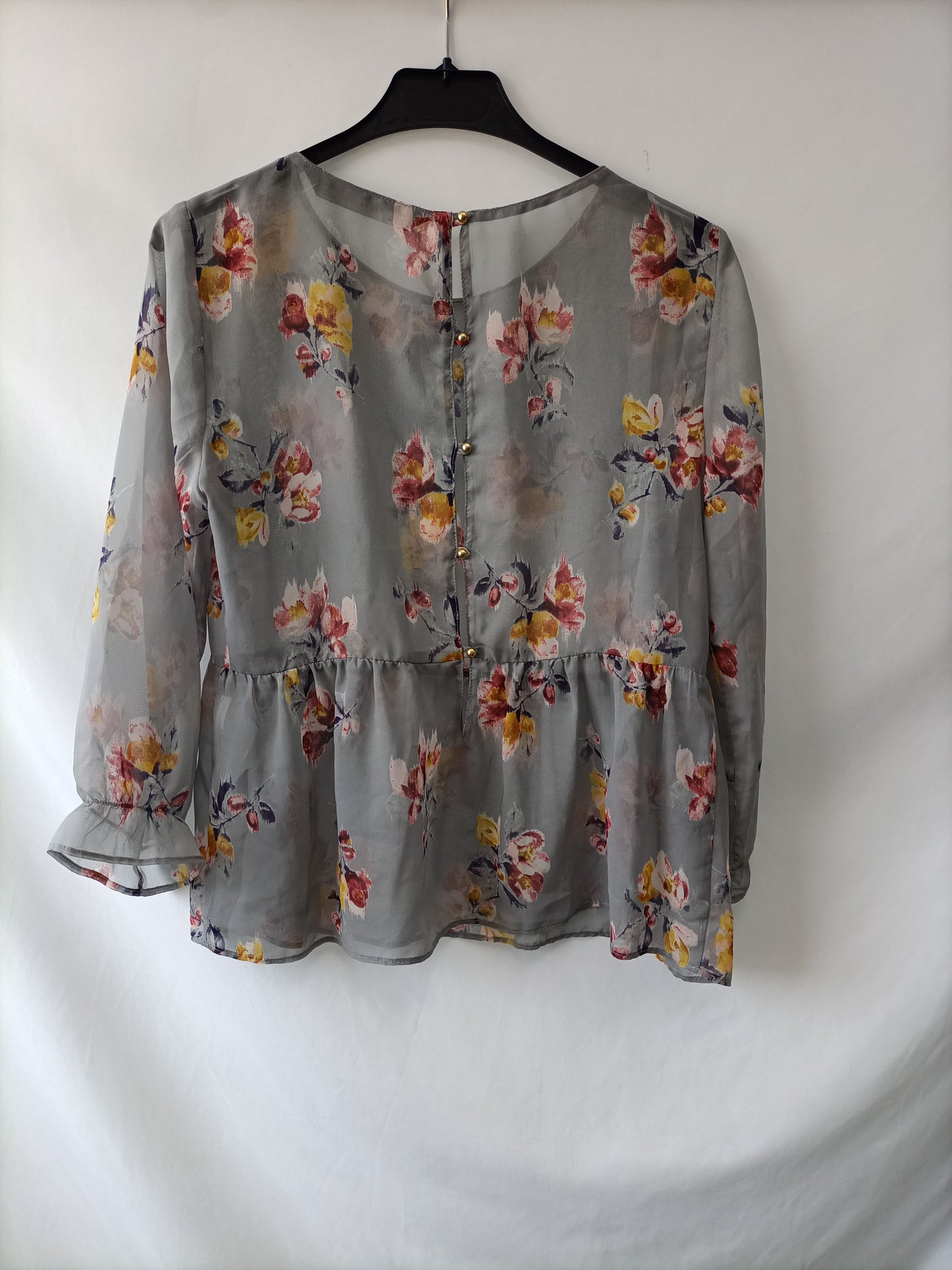 ZARA. Gray floral blouse Tm
