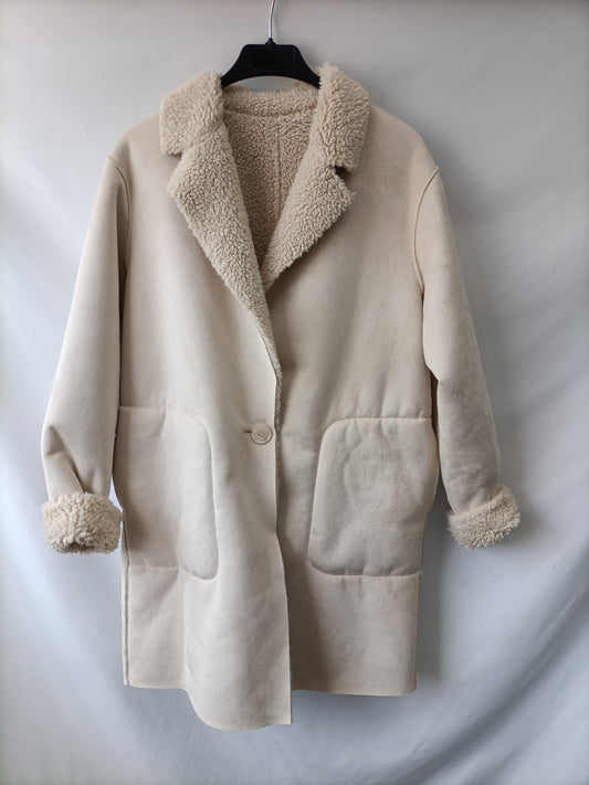 PULL&BEAR. Abrigo reversible T.xs