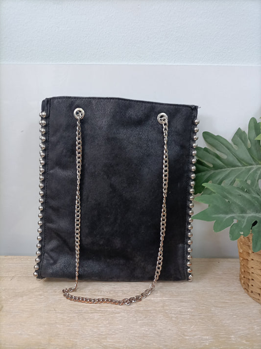 ZARA.Bolso negro polipiel cadena