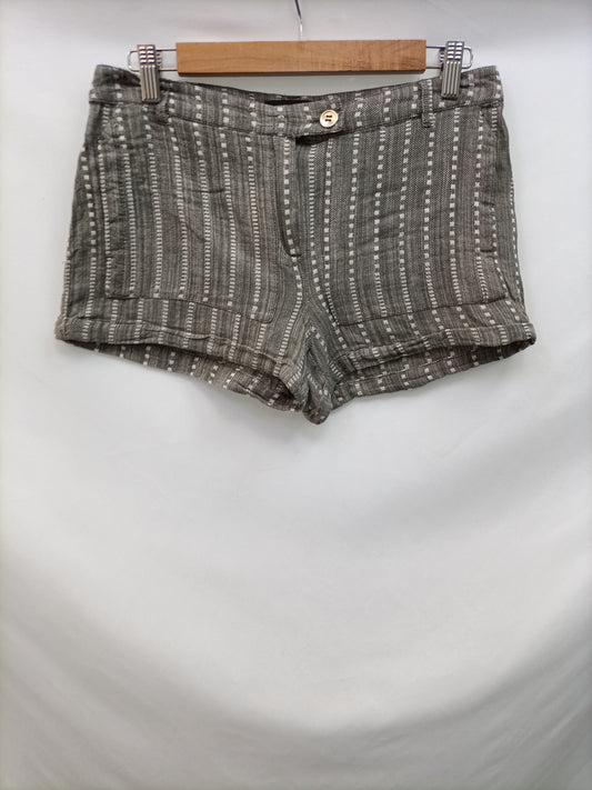 MANGO. Shorts gris algodón T.36