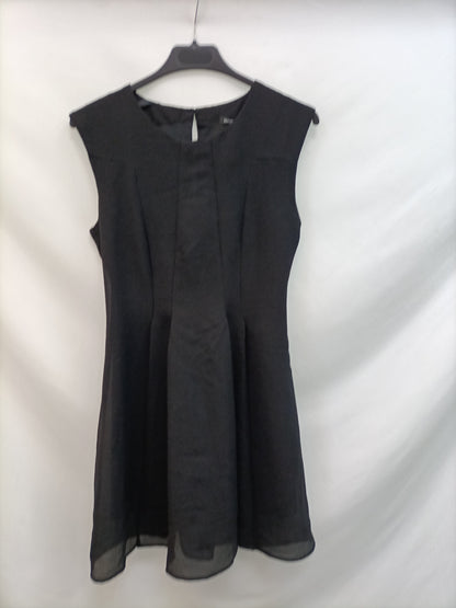 MANGO. Black textured dress T.xs