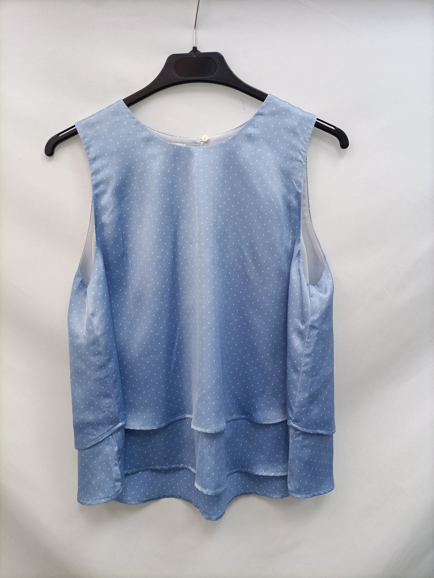 MANGO. Blue polka dot Ts top