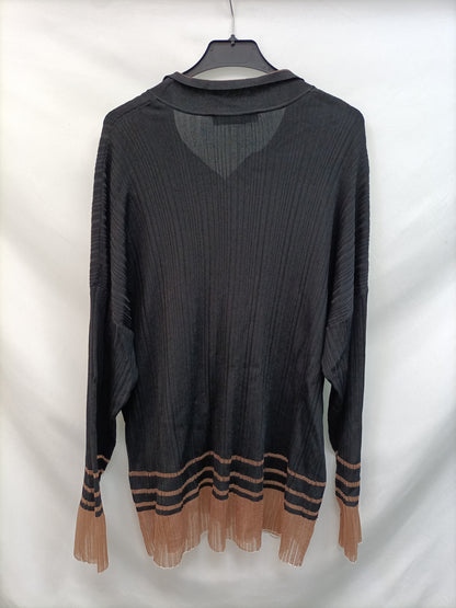 ZARA. Top polero punto negro T