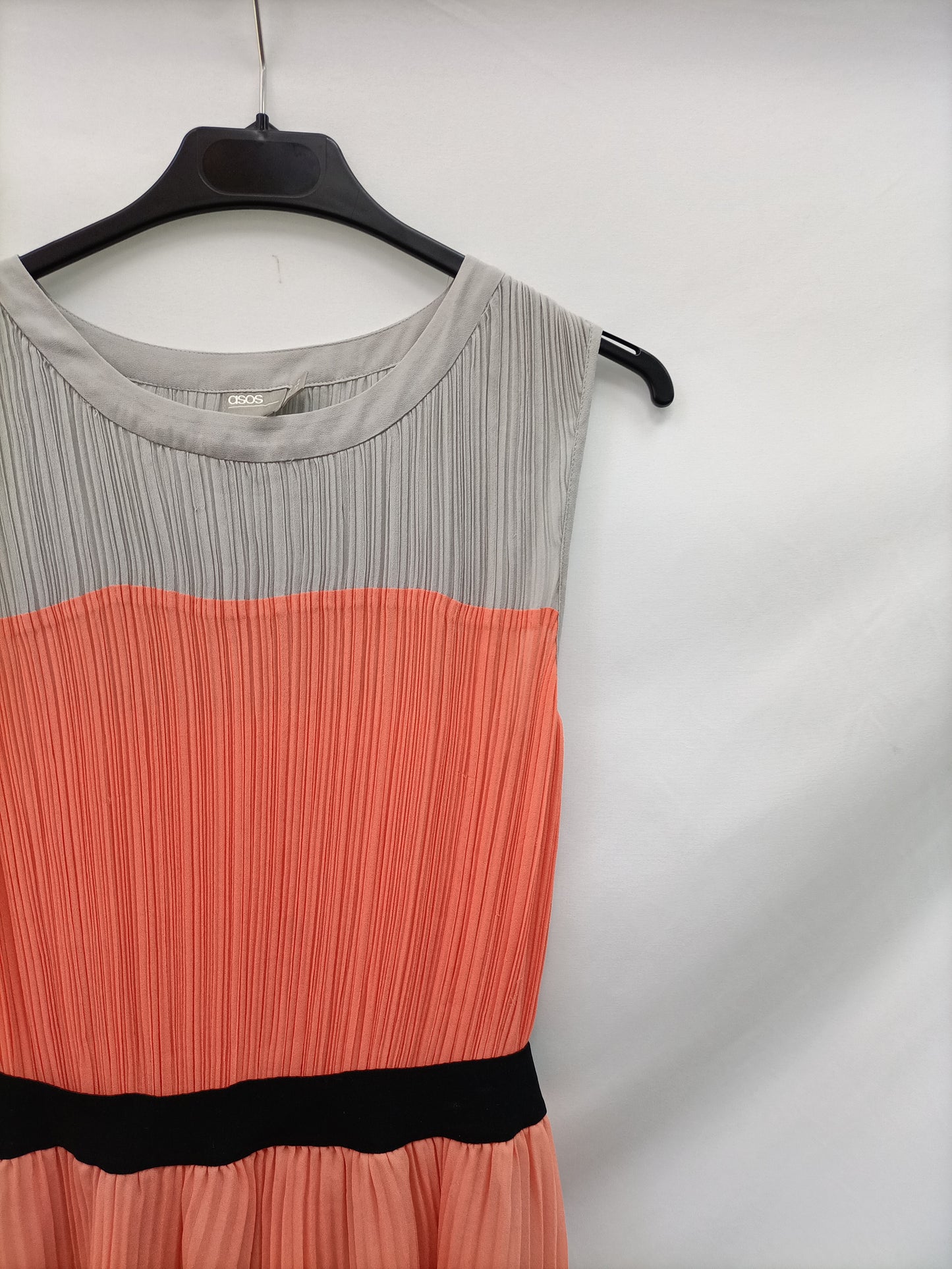 ASOS. Two-tone pleated dress, size 34