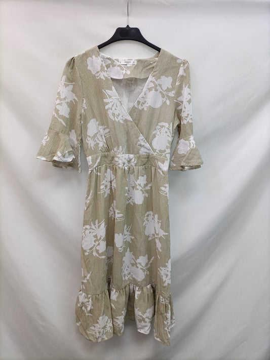 MANGO. Vestido midi rayas y flores T.xs