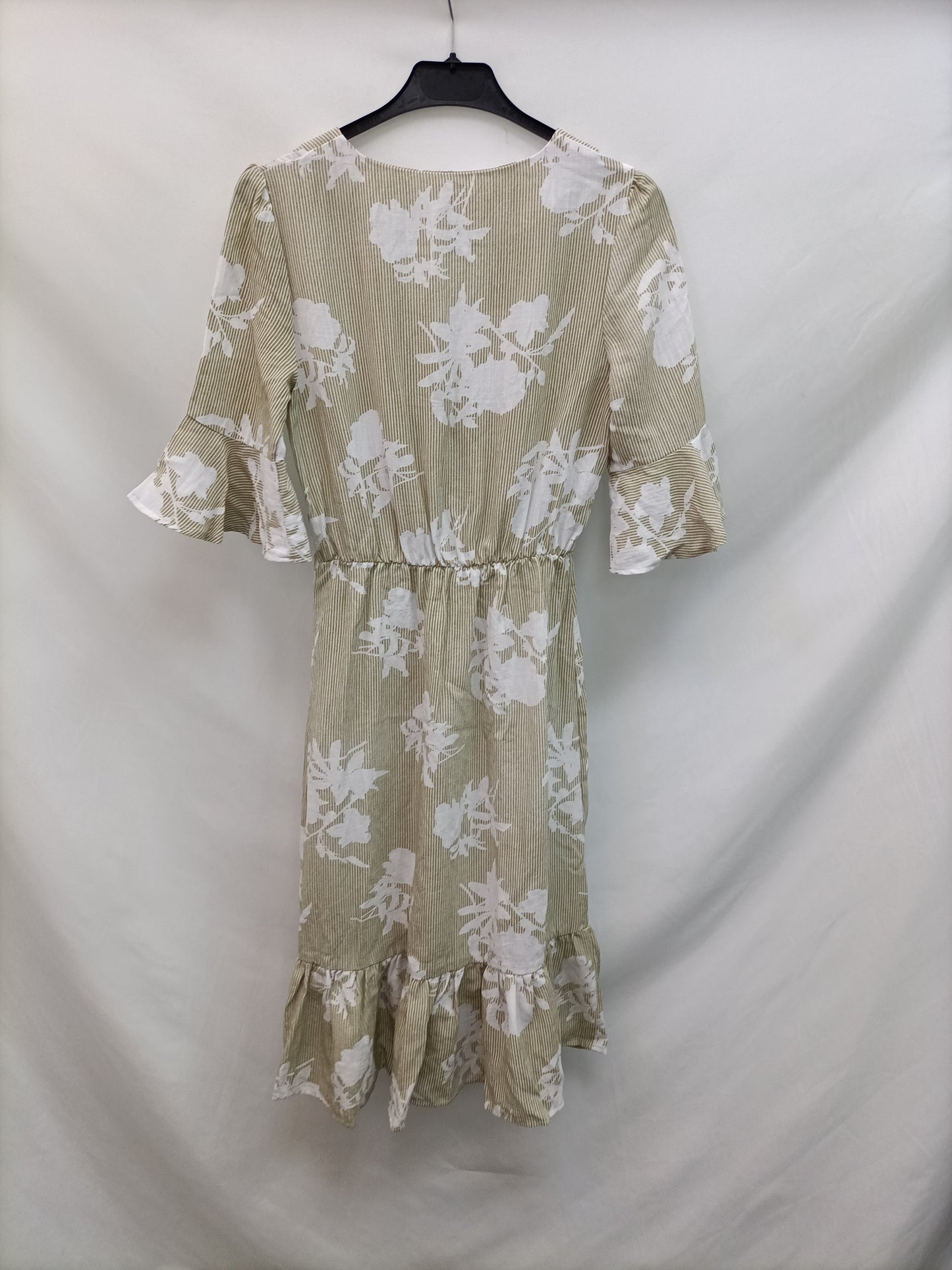 MANGO. Vestido midi rayas y flores T.xs