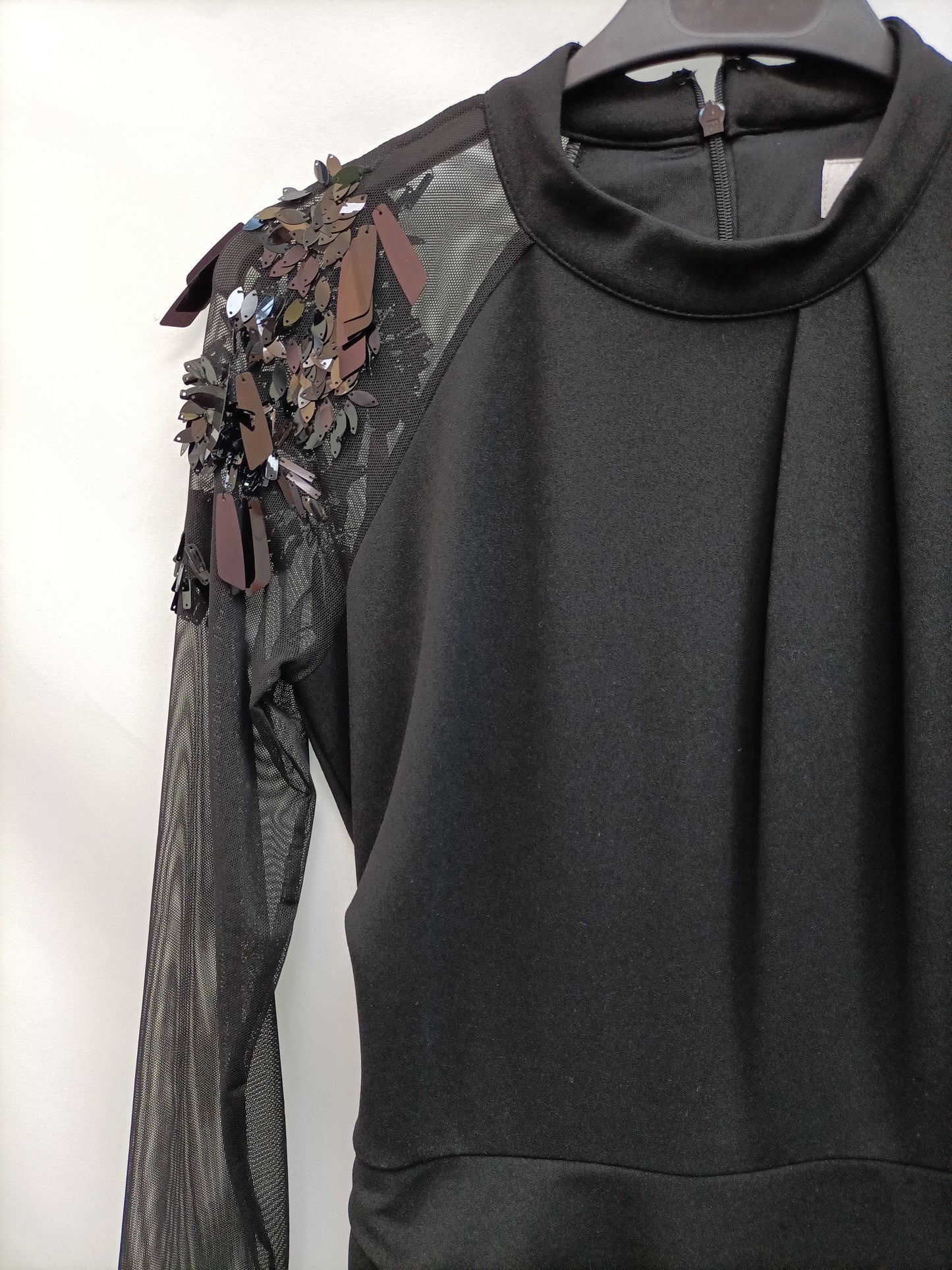 COAST. Vestido negro mangas tull T.36