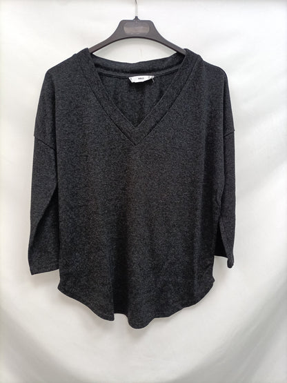 MANGO. Camiseta gris jaspeado T.xs