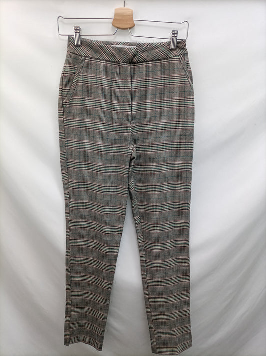 MANGO. Pantalón gris cuadros T.34