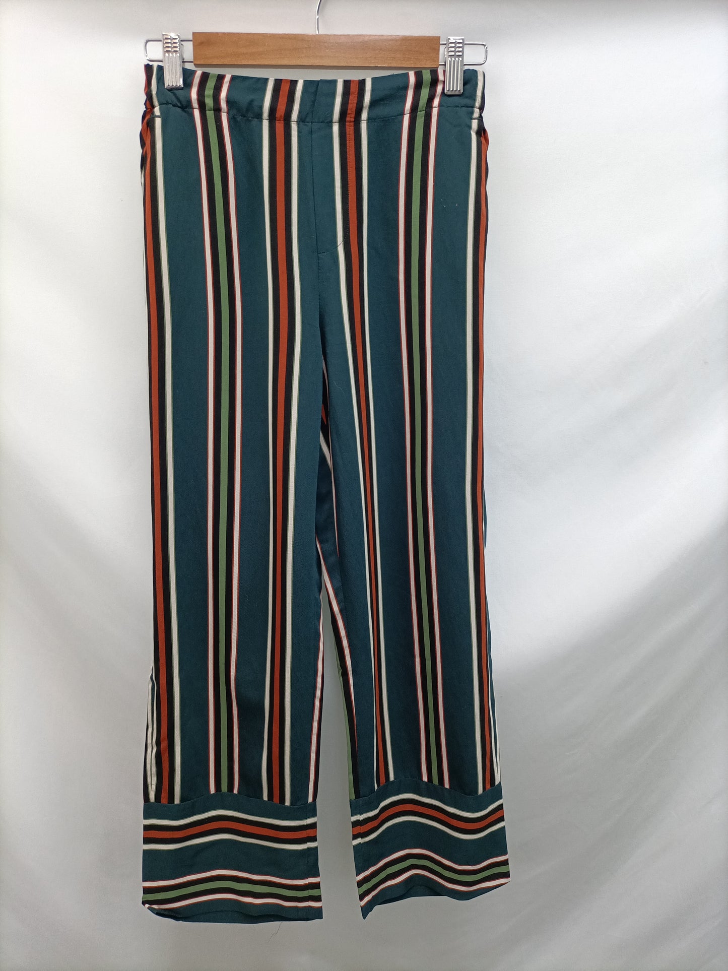 ZARA. Pantalón culotte rayas Ts.
