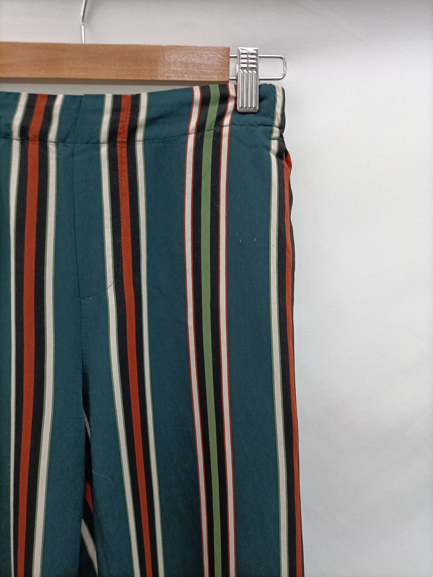ZARA. Pantalón culotte rayas Ts.